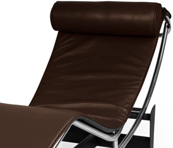 LC4 Chair brown